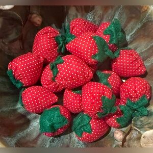 Handcrafted Vintage Fabric Strawberries Pincushion Sewing Pin Cushions